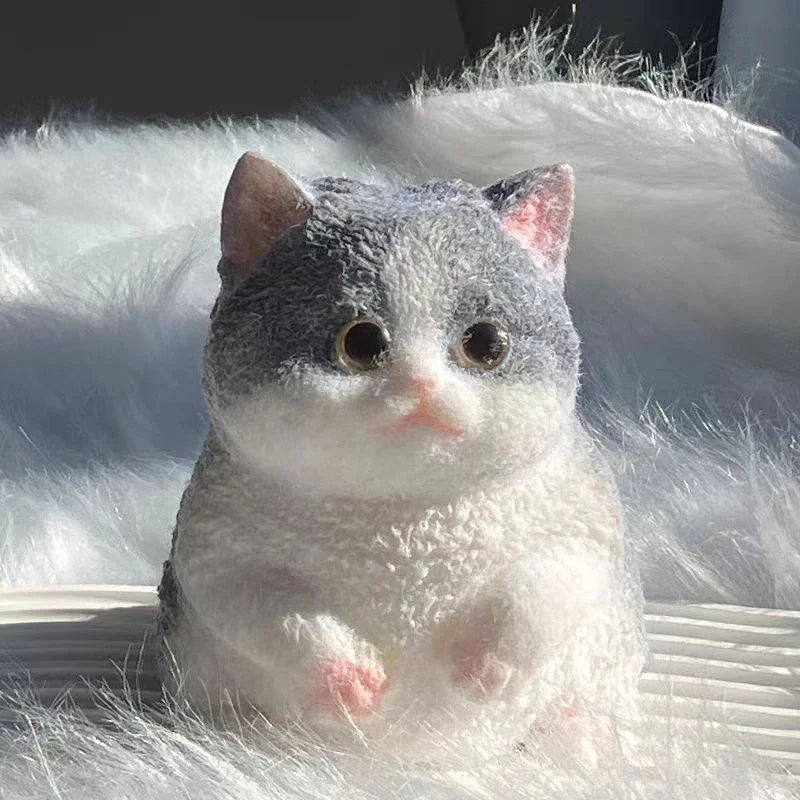 Fuzzy Flocked Cat Squishy – 6 Cats