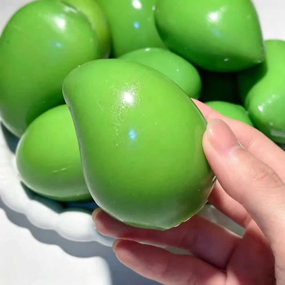 Colour-Changing Mango Squishy